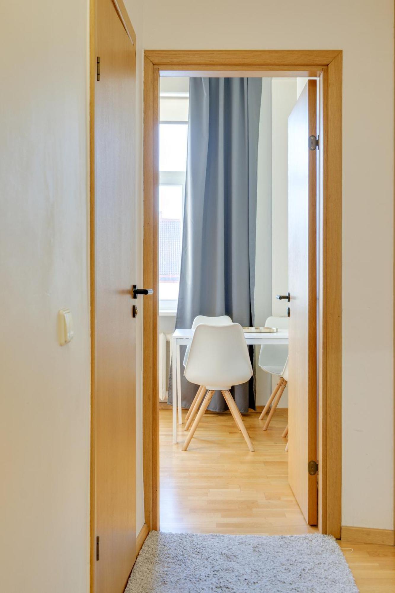 Tyzen39&38 Luxury Apartment *